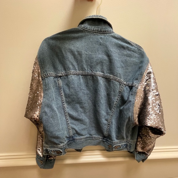 Sunset + Spring denim jacket with sequined sleeves - Picture 2 of 7
